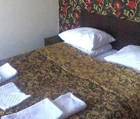 فندق & Restauracja Euforia غارفولين